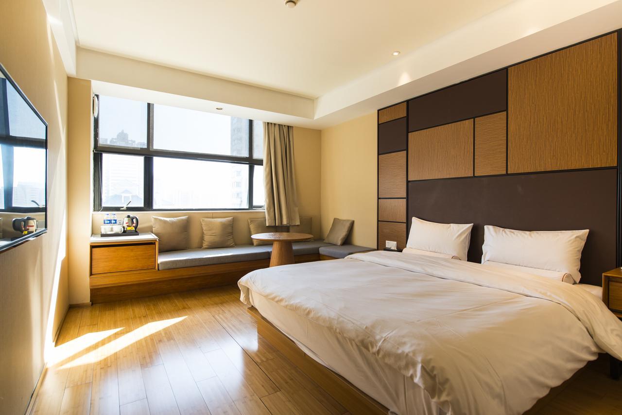 Ji Hotel Shanghai Jiangqiao Wanda Plaza Екстериор снимка